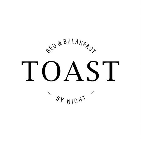 Toast By Night Bed & Breakfast Haarlem Bagian luar foto