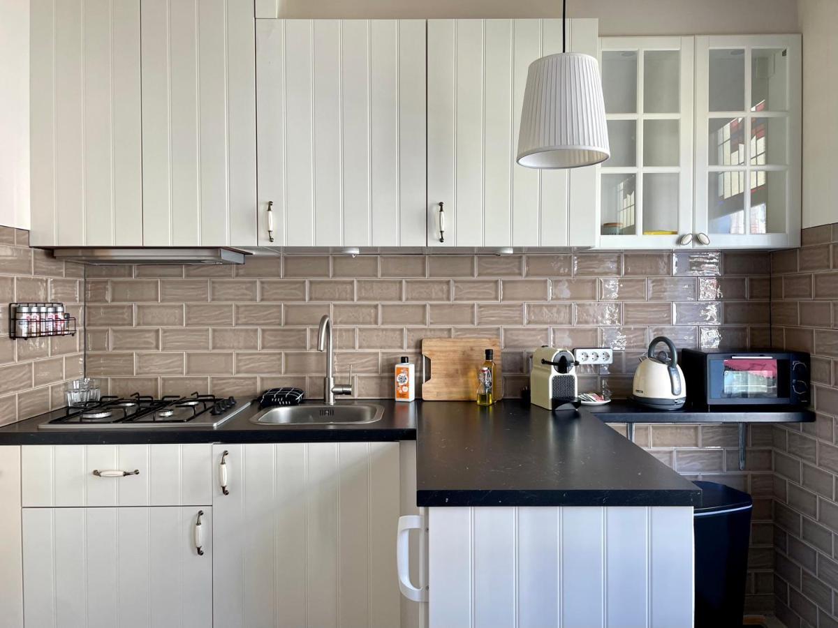Toast By Night Bed & Breakfast Haarlem Bagian luar foto