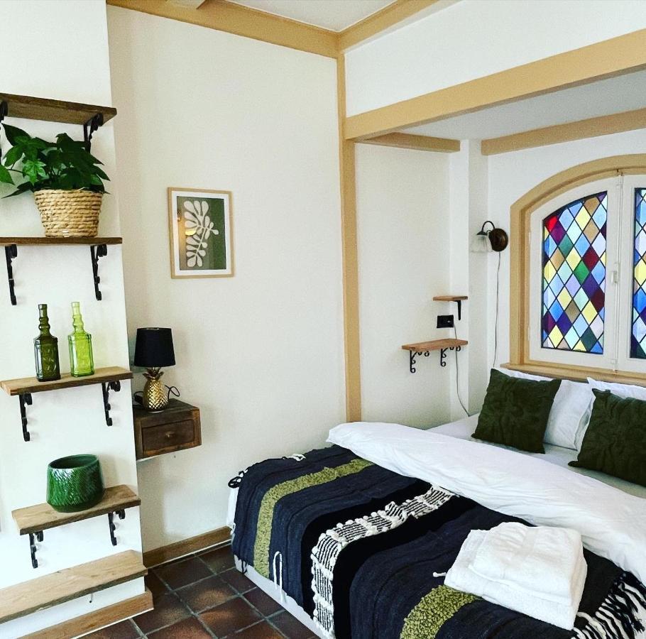 Toast By Night Bed & Breakfast Haarlem Bagian luar foto